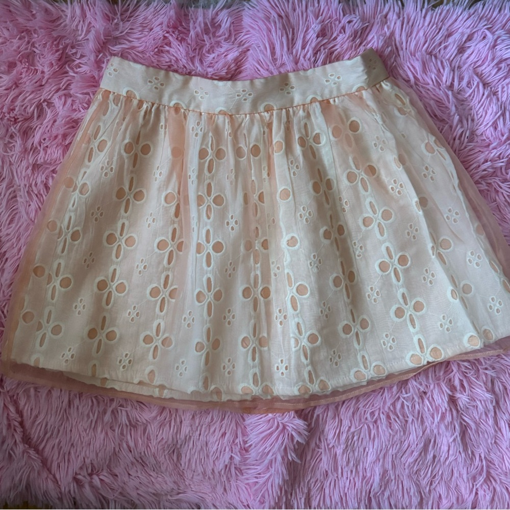 Forever 21 sz XS baby peach skirt with embroidered design and tool overlay